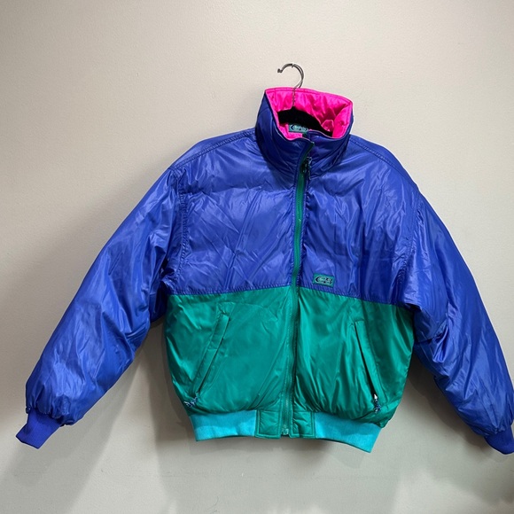 Bold Pink Puffer Jacket with Blue and Green Details - Picture 8 of 14